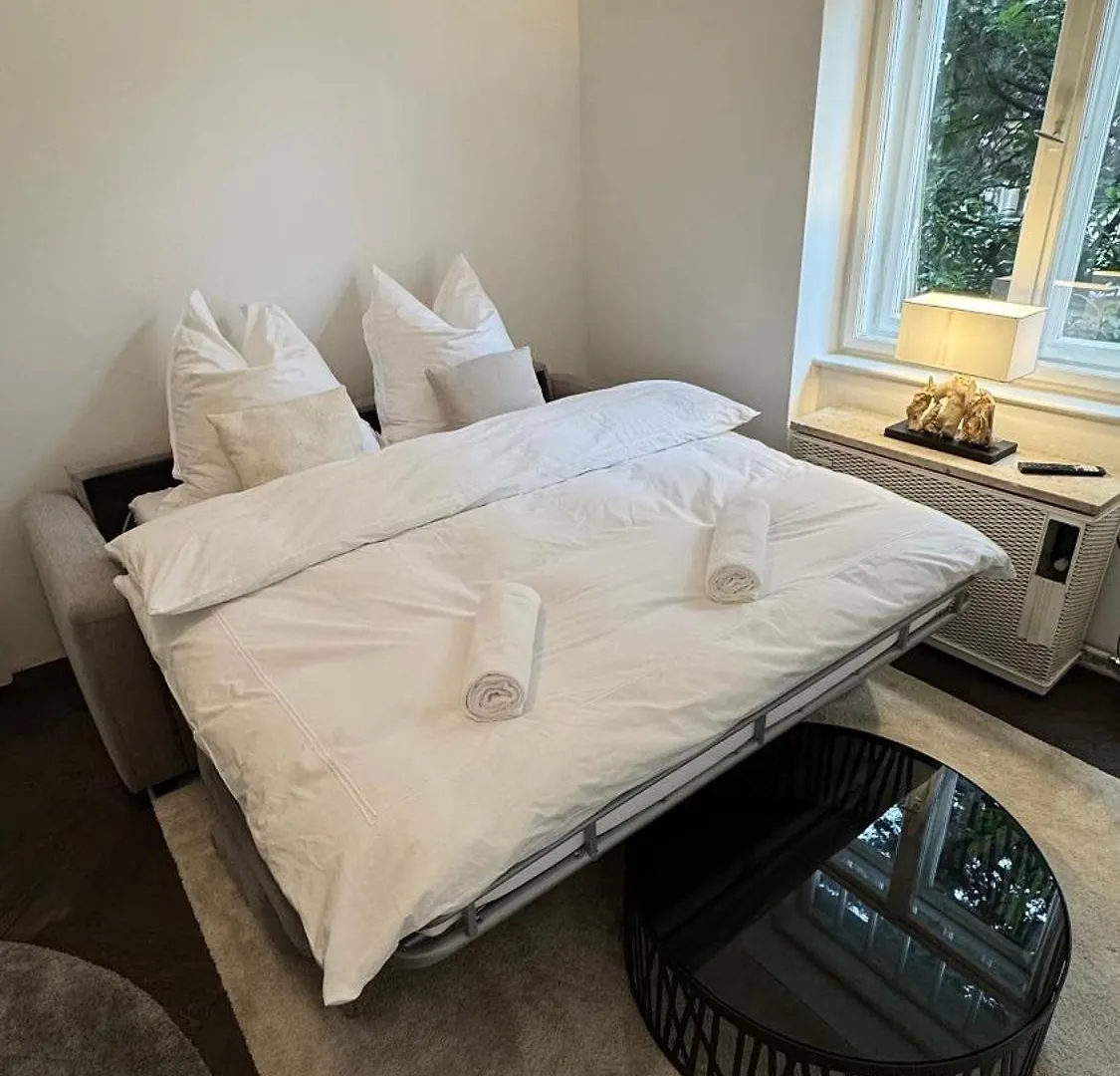 Exklusive Wohnung Im Herzen Muenchens 0*, Munich Germany