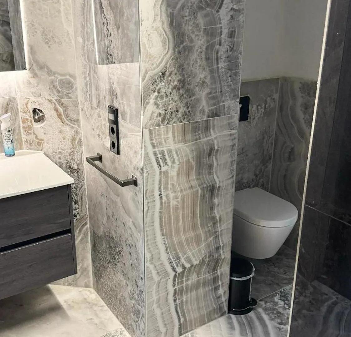 Exklusive Wohnung Im Herzen Muenchens 0*, Munich Germany