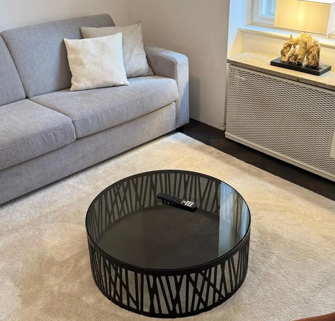 Exklusive Wohnung Im Herzen Muenchens Apartment